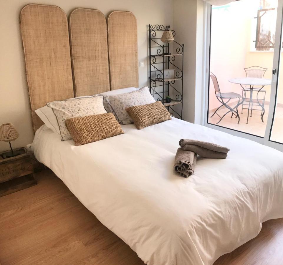 Cosy Room With Bathroom And Private Access セシンブラ エクステリア 写真